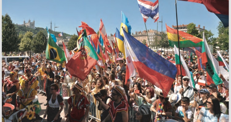 Fête des Bannières : la presqu’île comme centre du monde