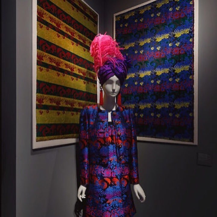 Yves Saint-Laurent relance le Musée des Tissus de Lyon