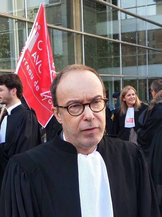 Le batonnier de Lyon justifie la grève