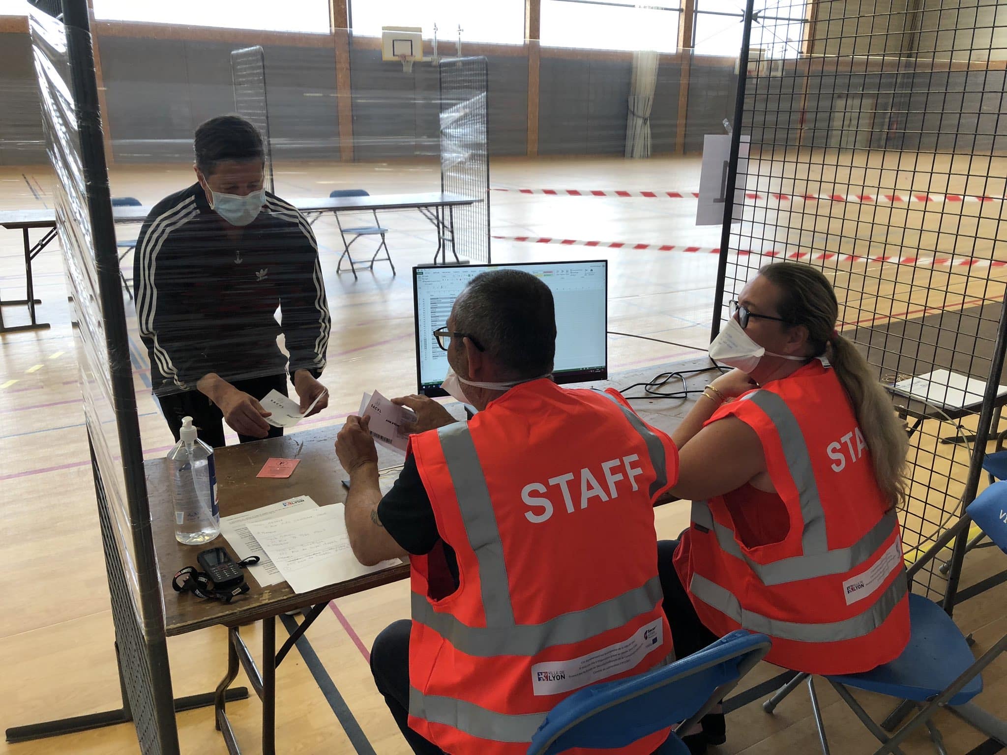 La ville de Lyon multiplie par 3 la distribution de masques
