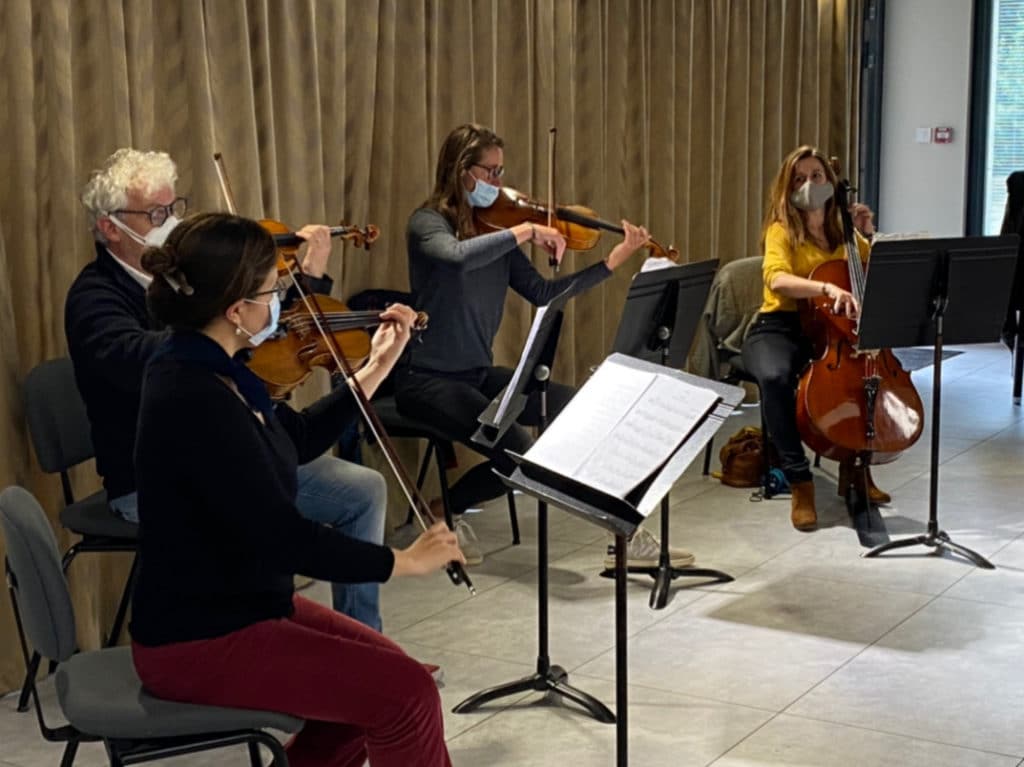 concert en tête-à-tête avec les soignants des HCL