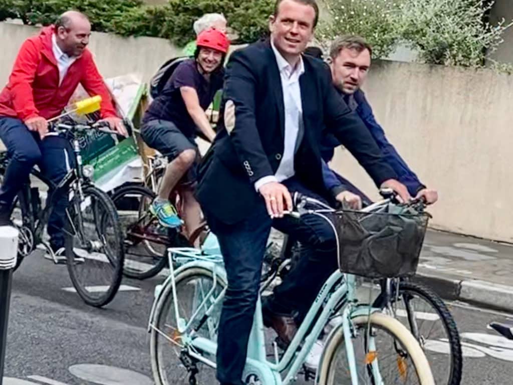 Campagne en vélo pour la gauche te les écologistes à Villeurbanne