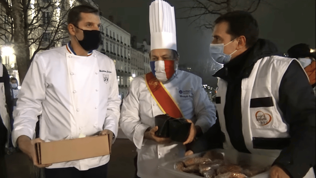 Des repas pour soutenir les cuisiniers et les sans-abri