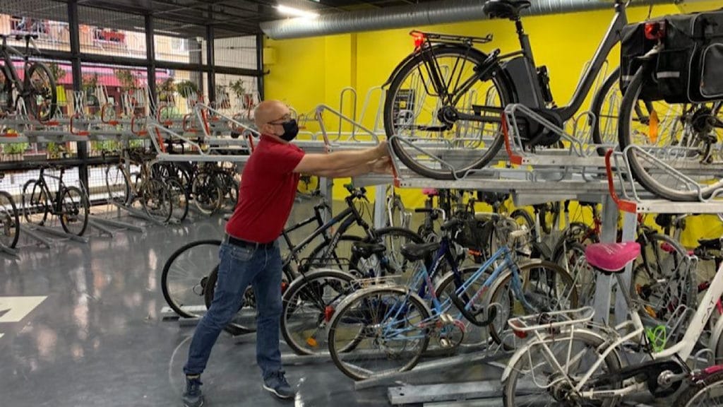 LPA double ses espaces réservés aux vélos