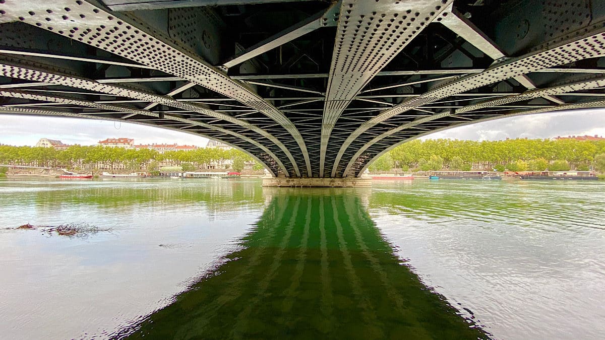dessous pont Lafayette Lyon