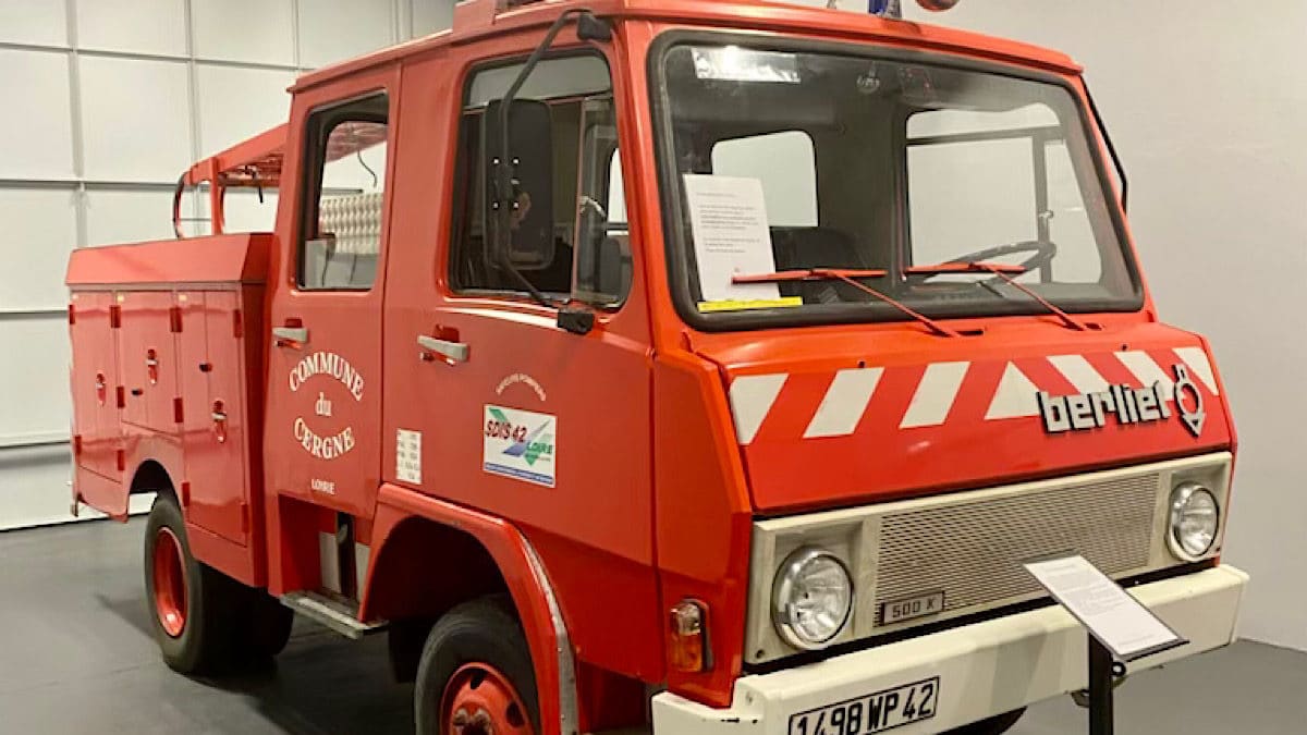 ancien camion pompiers
