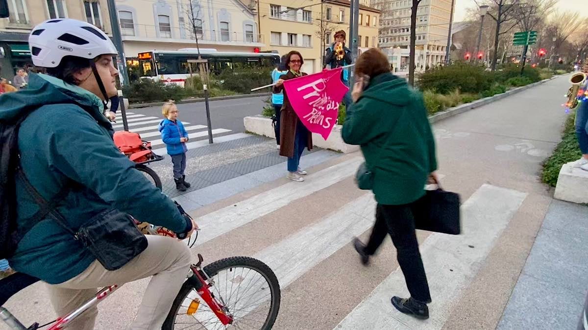 respecter les piétons