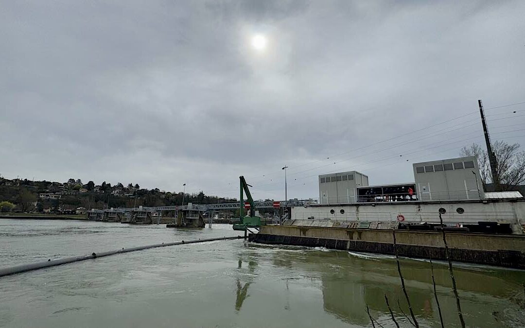Couzon-au-Mont-d’Or : immersion dans la centrale hydroélectique