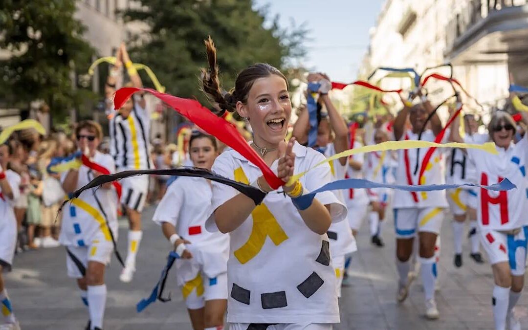 Biennale de la Danse 2025 : des « danses recyclées » pour le défilé