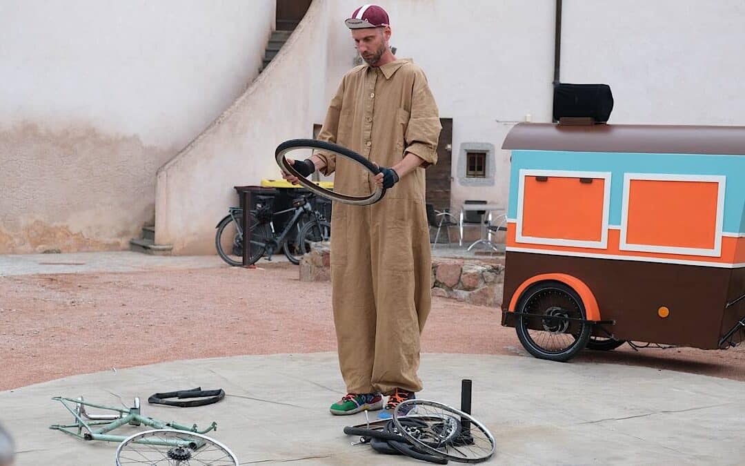 Biclou : le spectacle qui vous donnera envie de faire du vélo