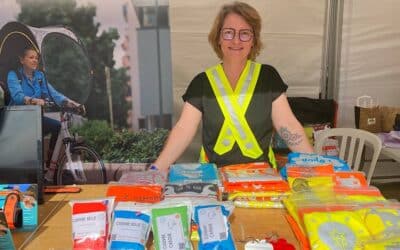 Vélo : des gilets de sécurité ludiques et une bulle anti-pluie