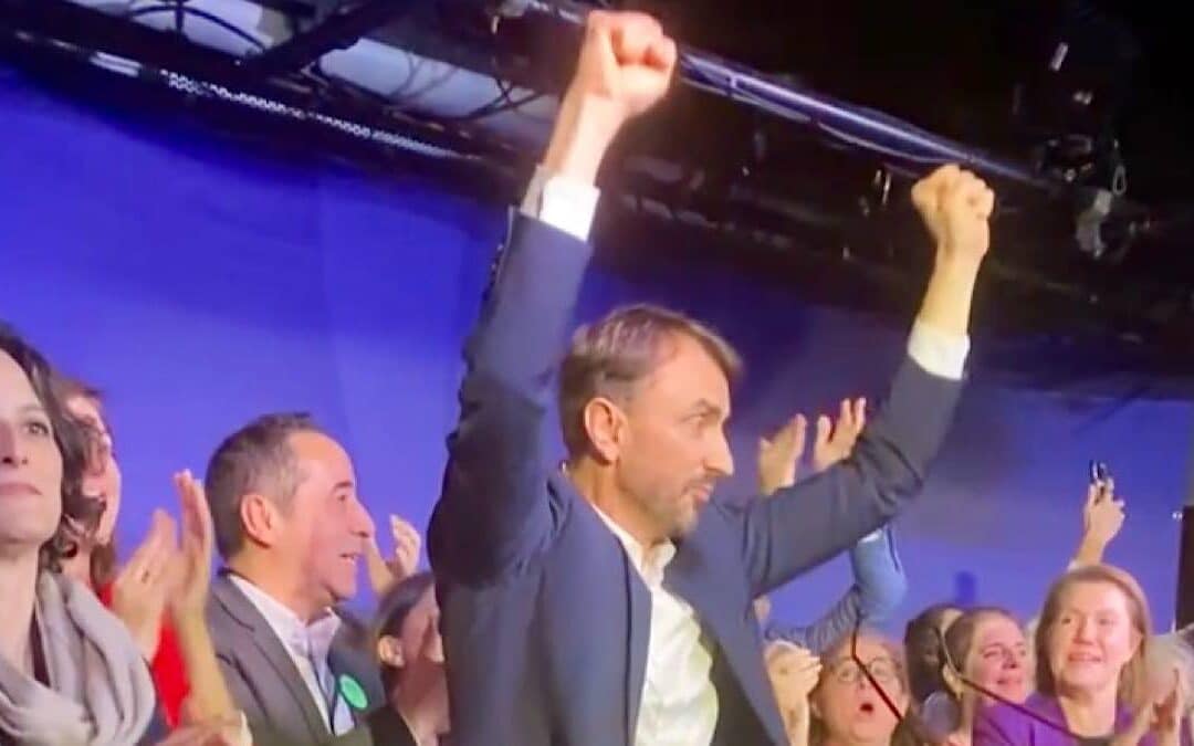 Grégory Doucet en meeting : gauche et écolos remontés à bloc