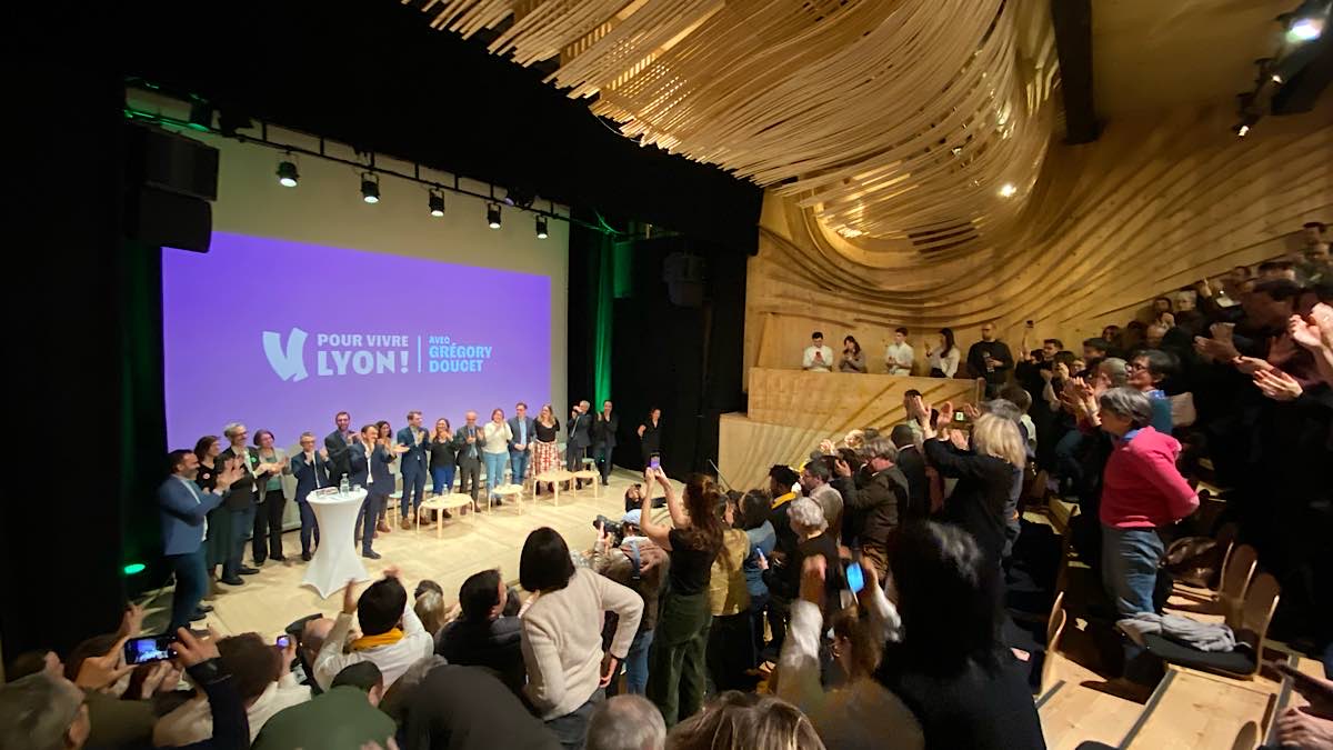 présentation du programme de la Gauche et des Ecologistes à l'ïle O