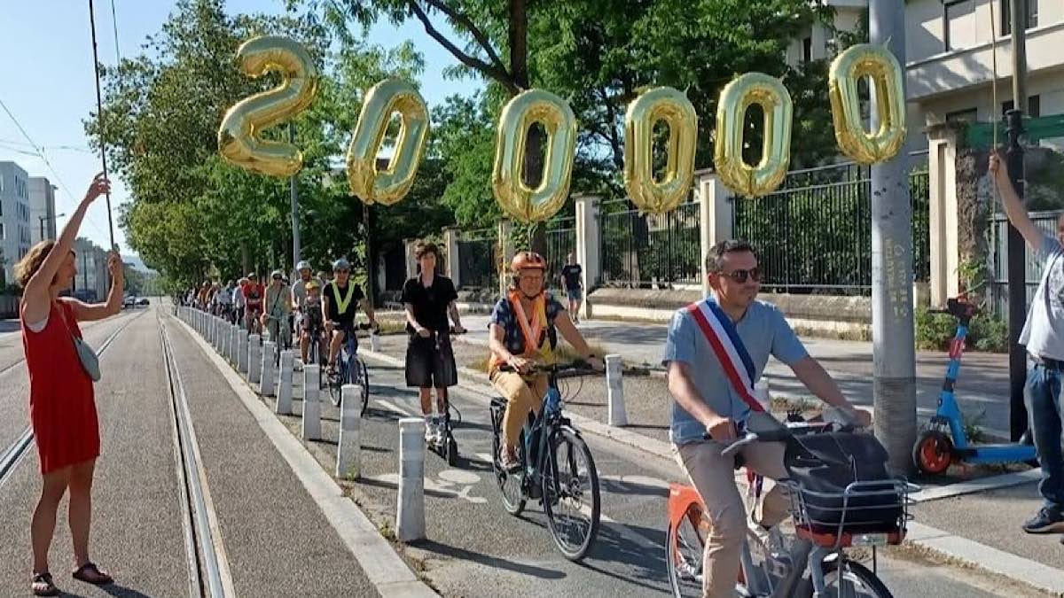 VL 12 200 000 cyclistes