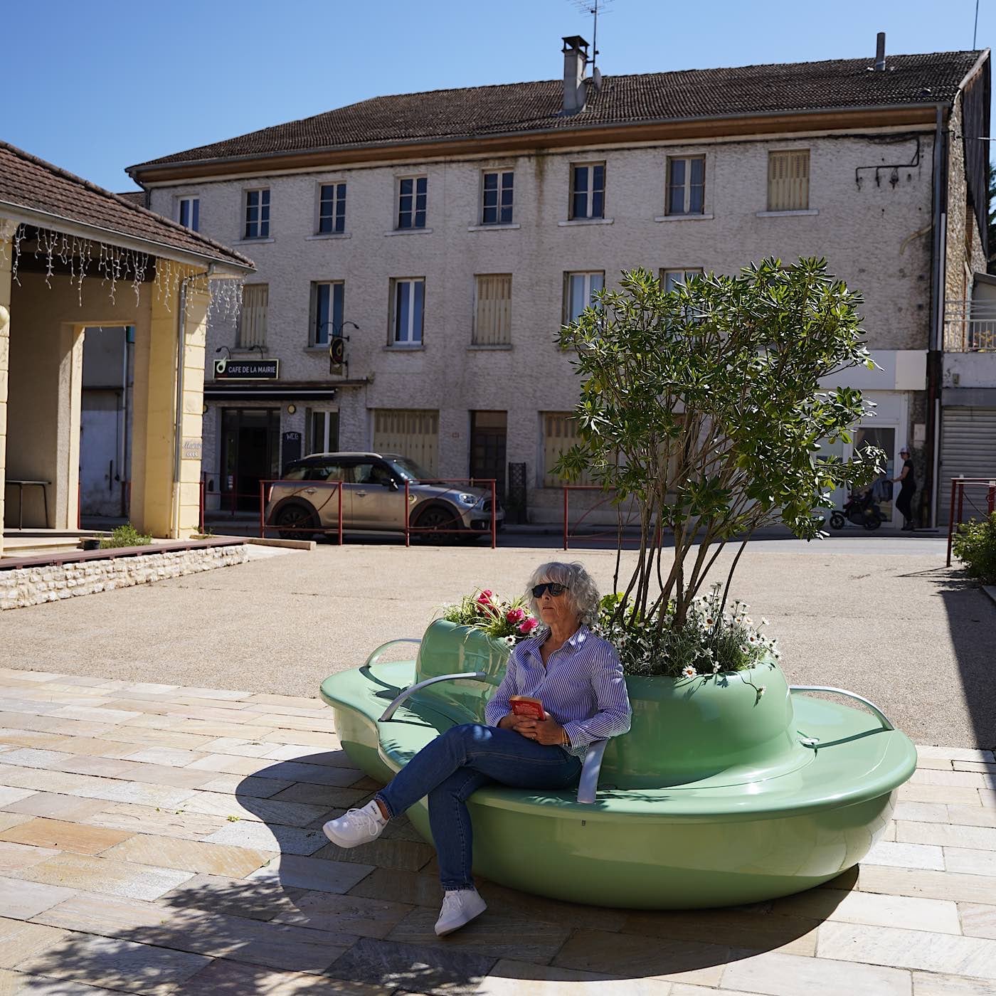 Rainbeau : du mobilier urbain capable de collecter l’eau de pluie episode artwork